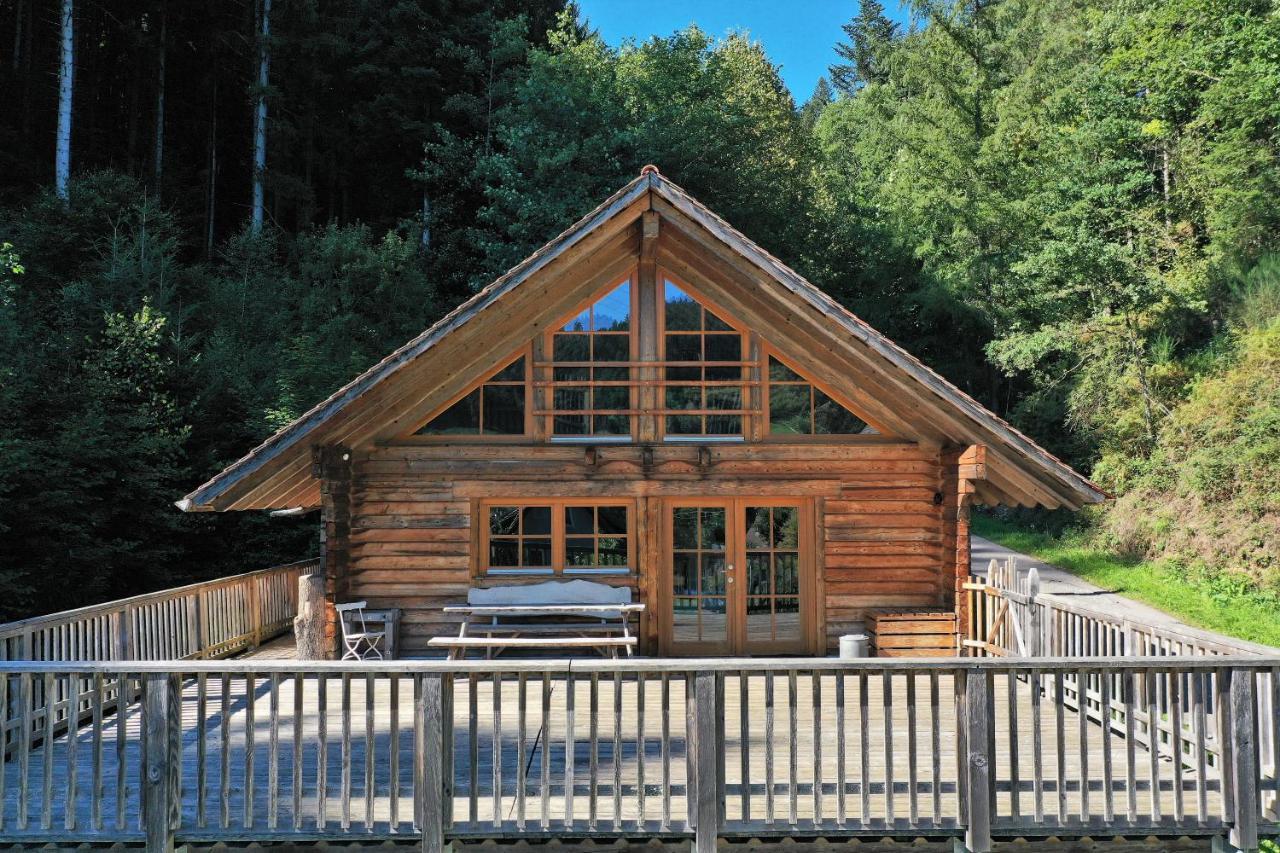 Schwarzwald Blockhaus - Sauna - Kamin - Mit Bettwaesche Und Handtuecher Schenkenzell Esterno foto