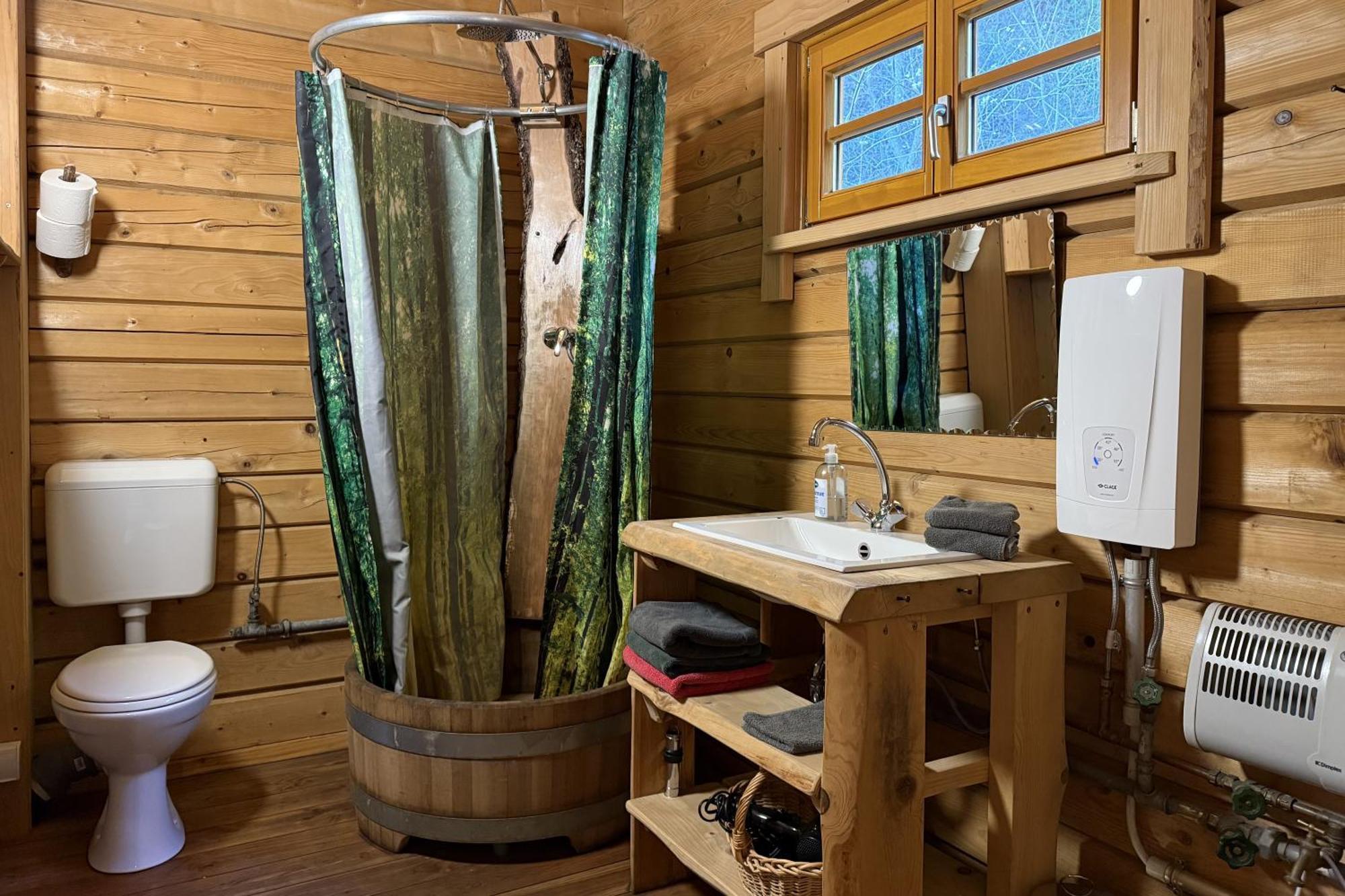 Schwarzwald Blockhaus - Sauna - Kamin - Mit Bettwaesche Und Handtuecher Schenkenzell Esterno foto